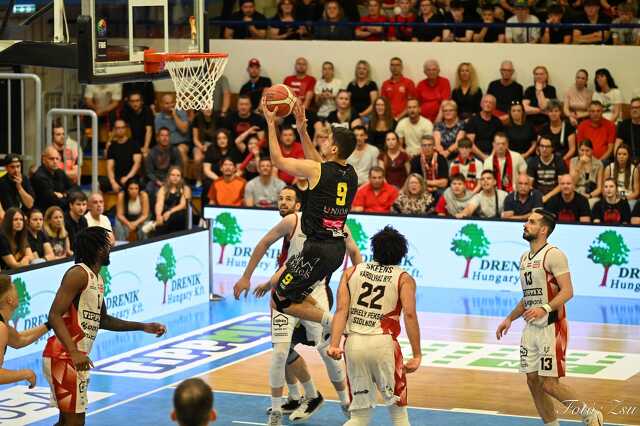 Szolnok v Falco