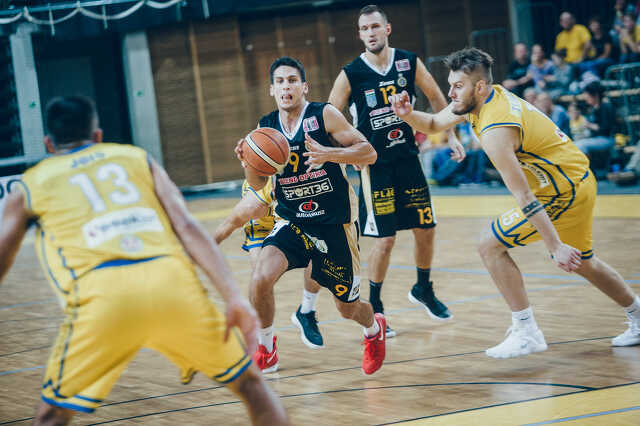 KK Vrijednosnice Osijek - Falco-Vulcano Energia KC Szombathely kosárlabda-mérkőzés