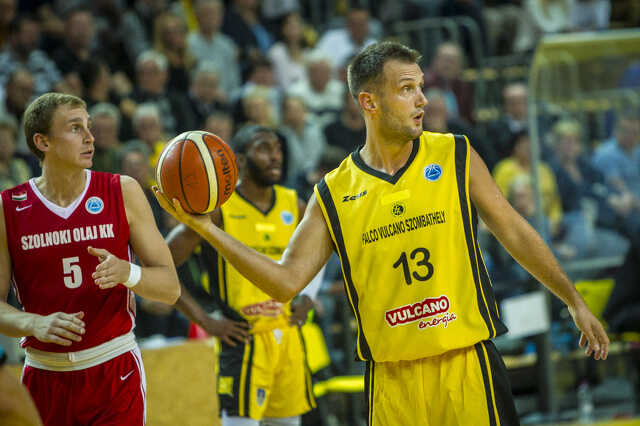 Falco - Szolnok