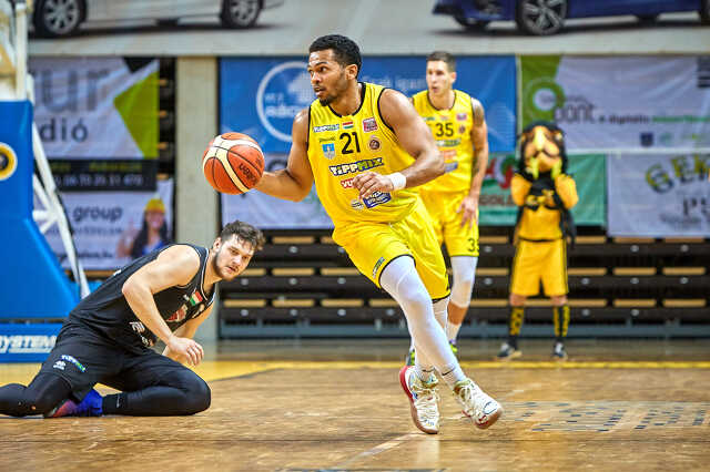 Falco-Oroszlány BL
