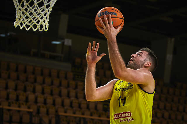 Falco KC-Novgorod BL 2020