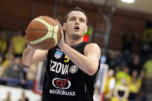 Szolnoki Olaj KK-Falco SZOVA KC Szombathely kosárlabda-mérkőzés