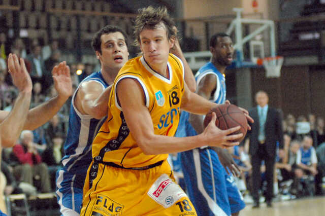 Falco Szova Kc-Albacomp Kc
