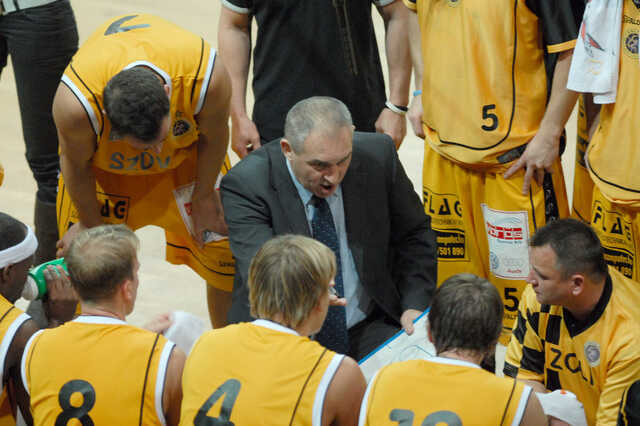 Falco Szova Kc-Albacomp Kc