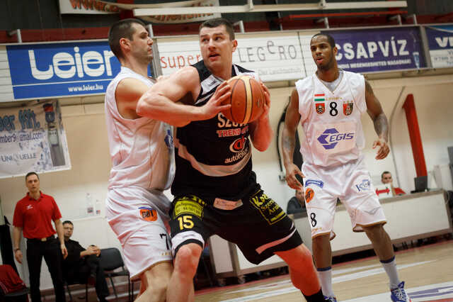 Egis Körmend - Falco Trenc Optika KC Szombathely