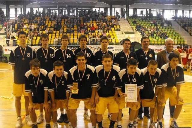 Ezüstérmes a FALCO U18-as csapata