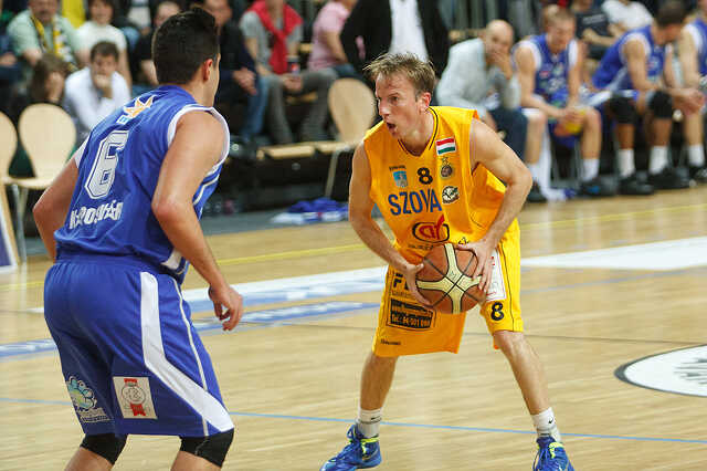 Falco-SZOVA KC Szombathely-Kaposvári KK kosárlabda-mérkőzés