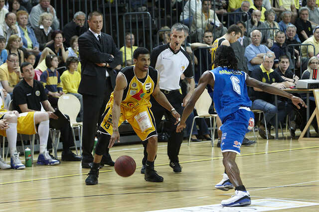 FALCO-SZOVA KC Szombathely - Albacomp