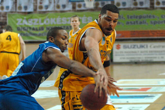 Falco Szova Kc - Zte Kc