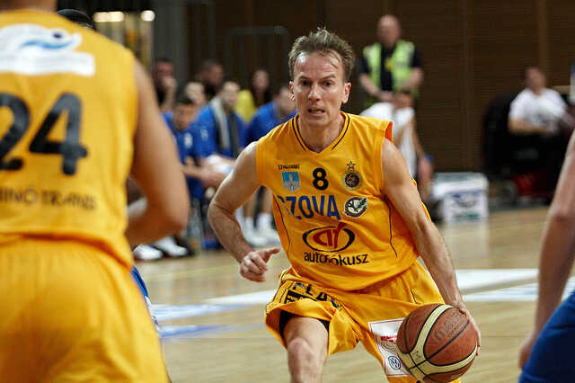 Falco SZOVA KC Szombathely-Factum Sport Debrecen kosárlabda-mérkőzés