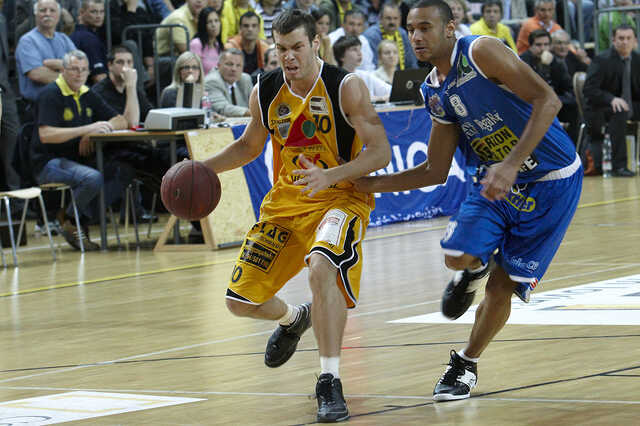 FALCO-SZOVA KC Szombathely - Albacomp
