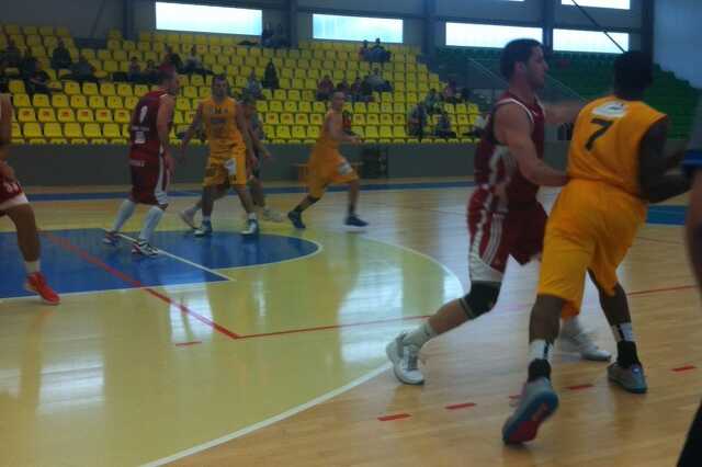 MBK Rieker Komarno – Falco-SZOVA KC Szombathely 75-69 