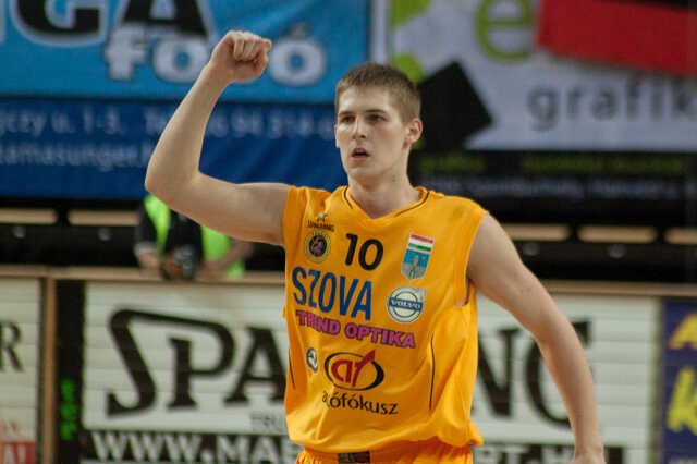 Váradi Benedek