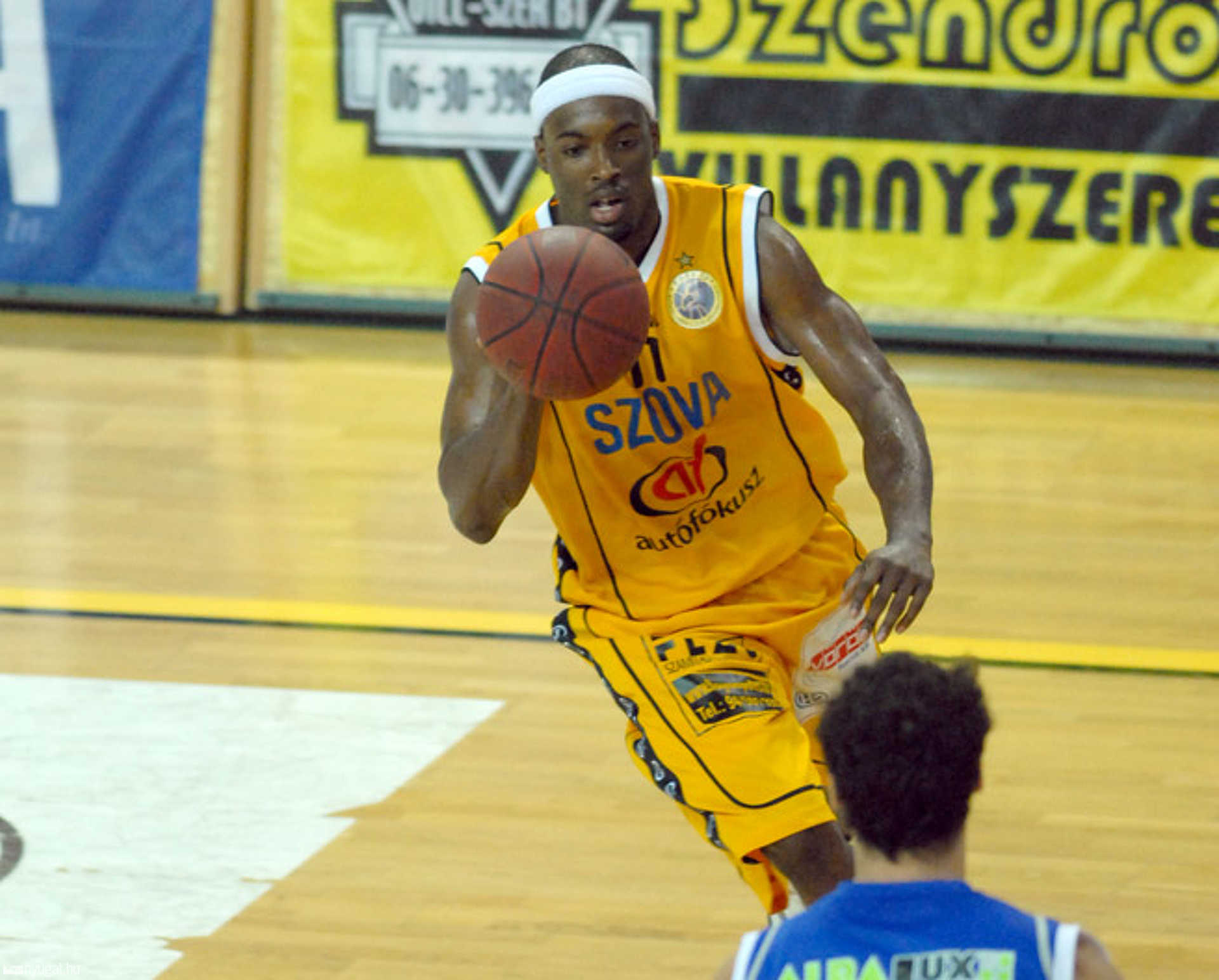 Falco Szova Kc-Albacomp Kc