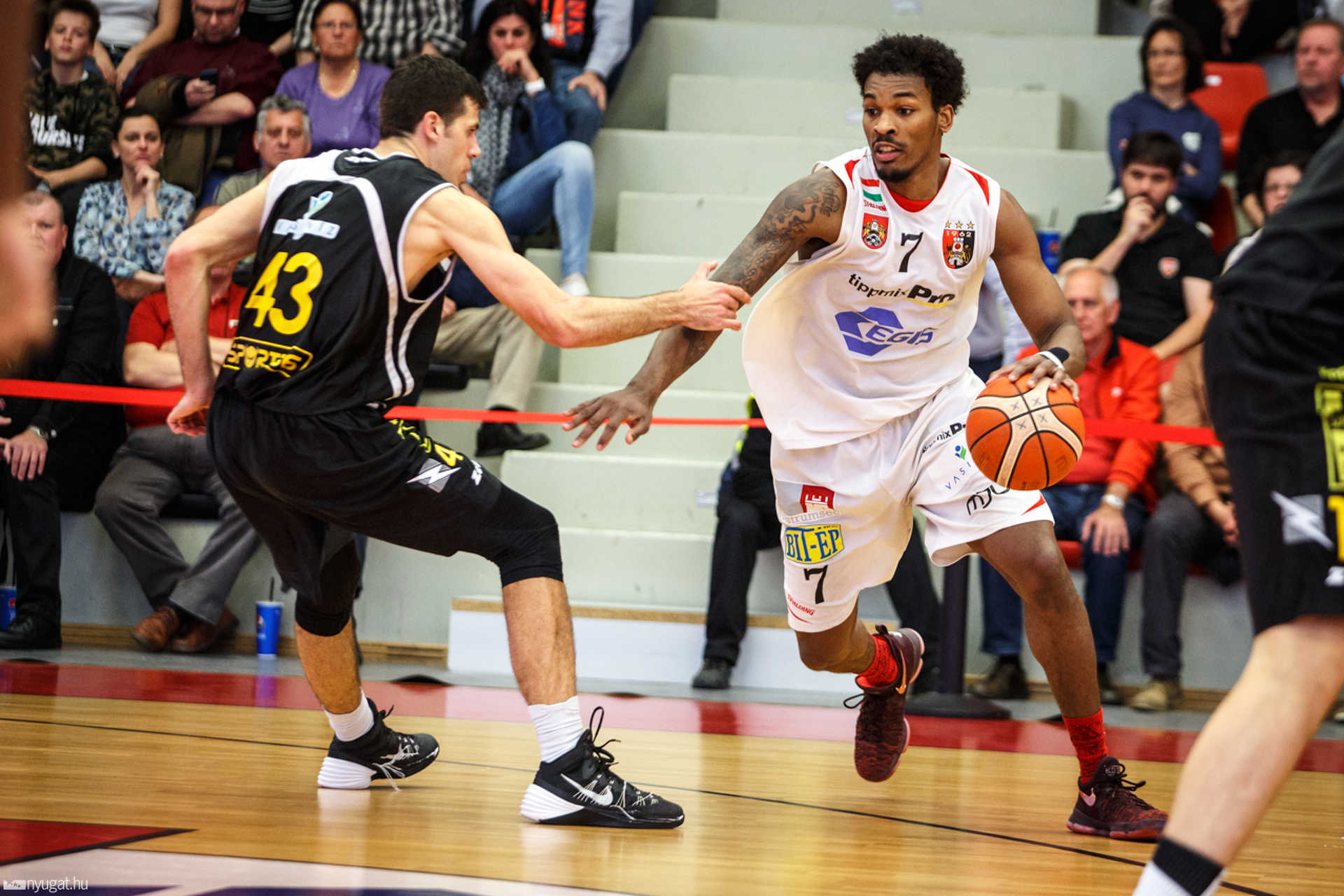 Egis Körmend - Falco-Vulcano Energia KC Szombathely