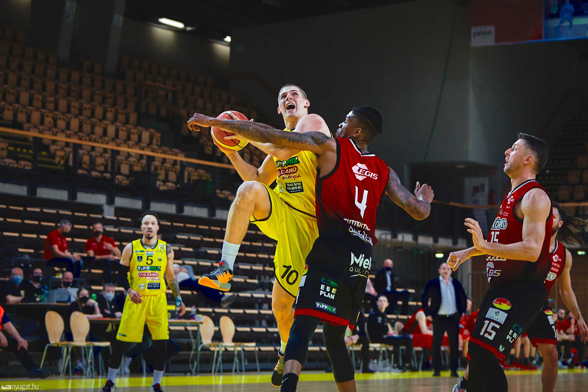 Falco KC - Egis Körmend rájátszás 2021