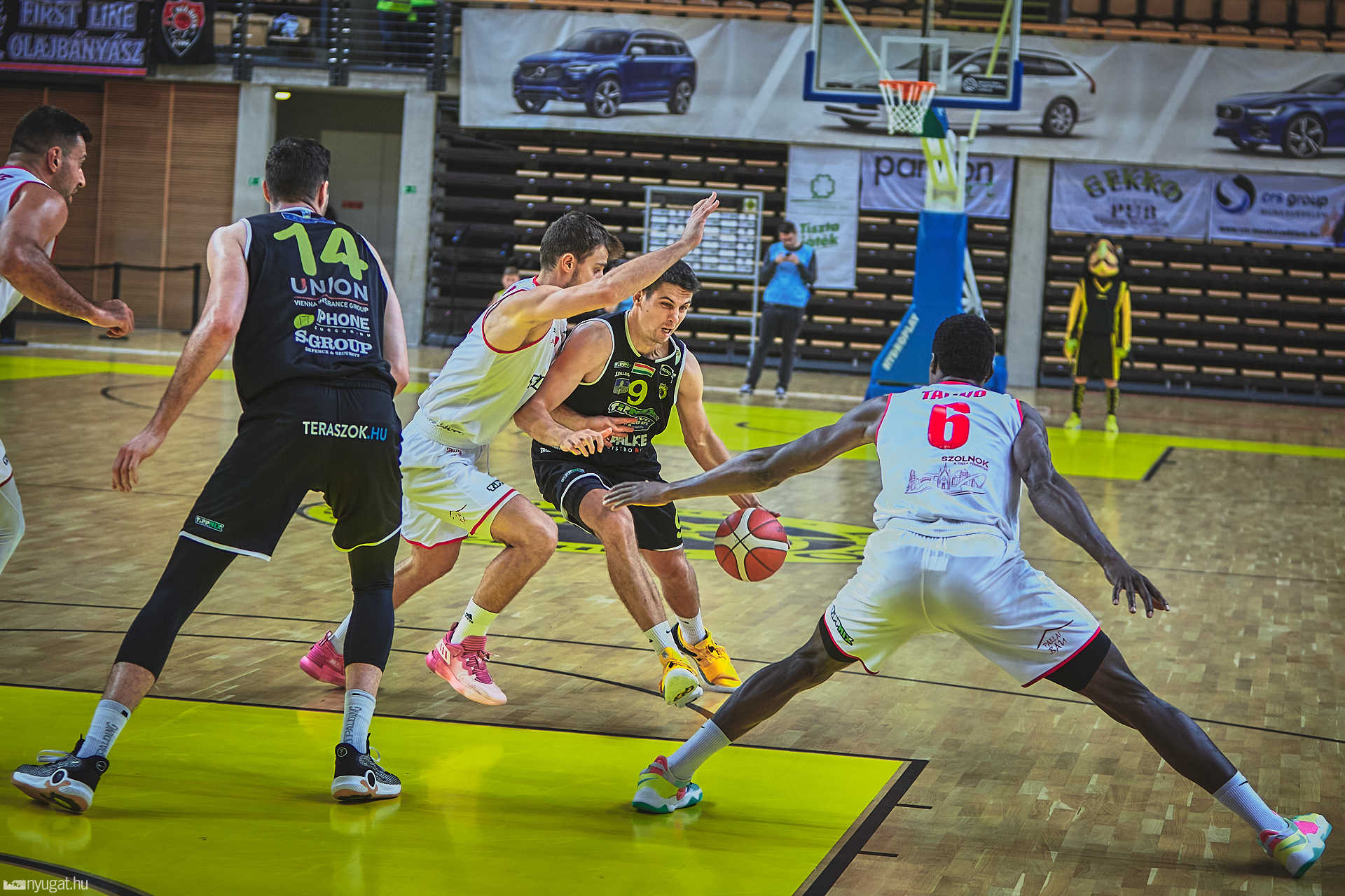 Falco KC-Szeged