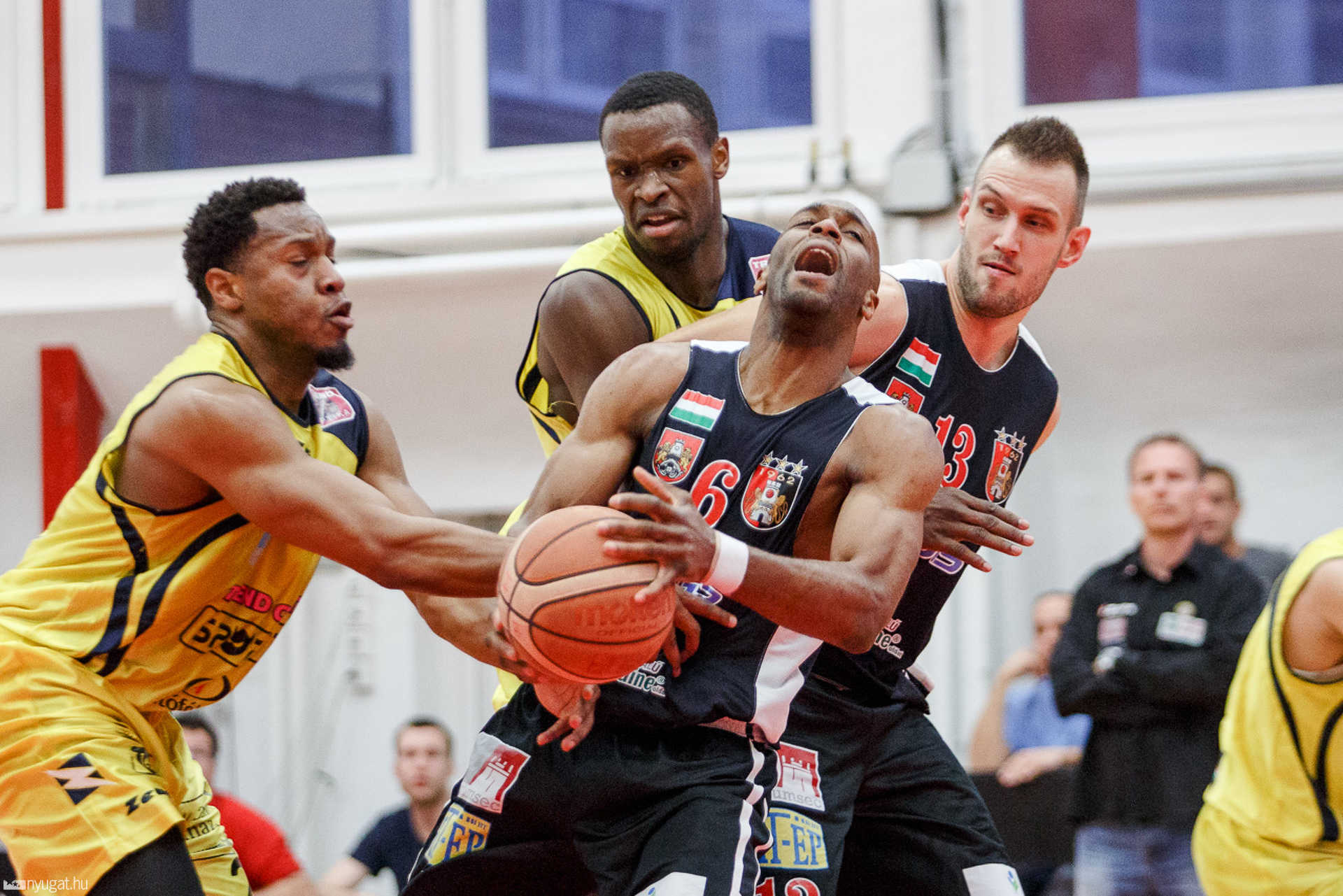 Egis Körmend – Falco KC Szombathely NB I-es kosárlabda-mérkőzés