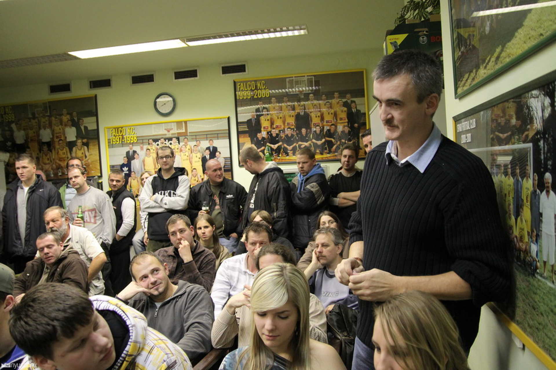 Falco szurkolói ankét 2009.11.11.