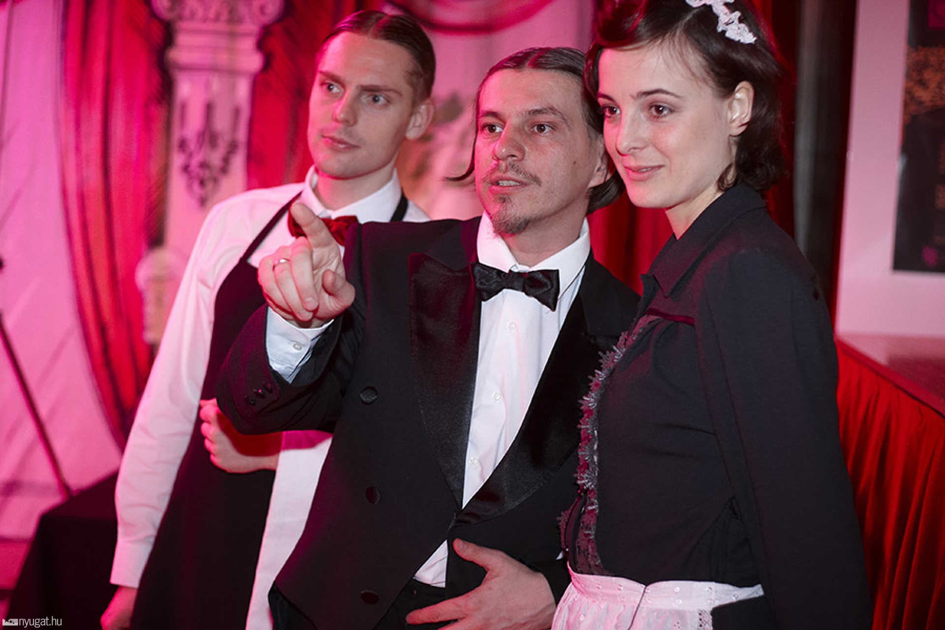 Cabaret A'la Carte