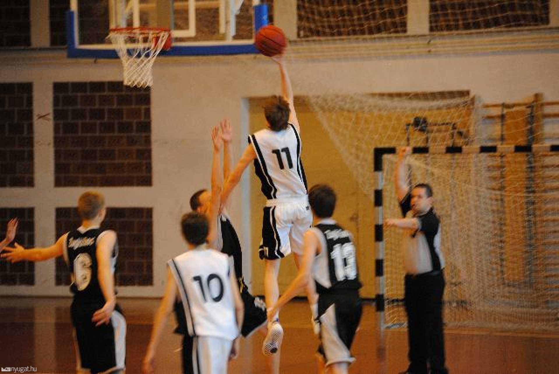 FALCO KC Szombathelyi SI/A – Zuglói Sasok 62-70