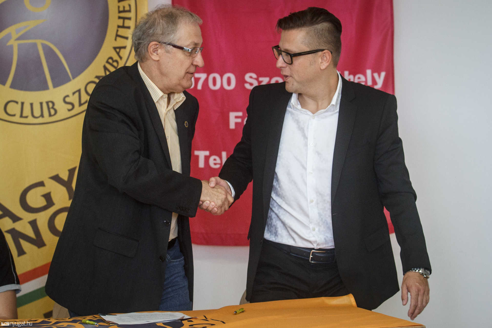 Váradi Benedek hosszabbított, marad a névadó a Falcónál