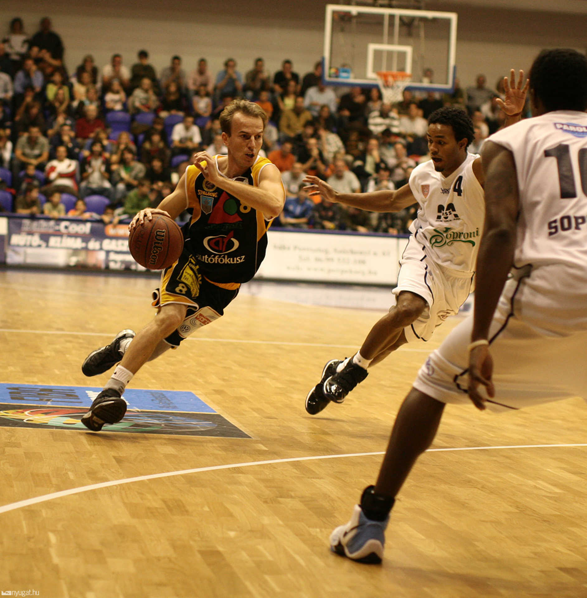 Soproni sÖrdögök - Falco-SZOVA KC Szombathely 74-83