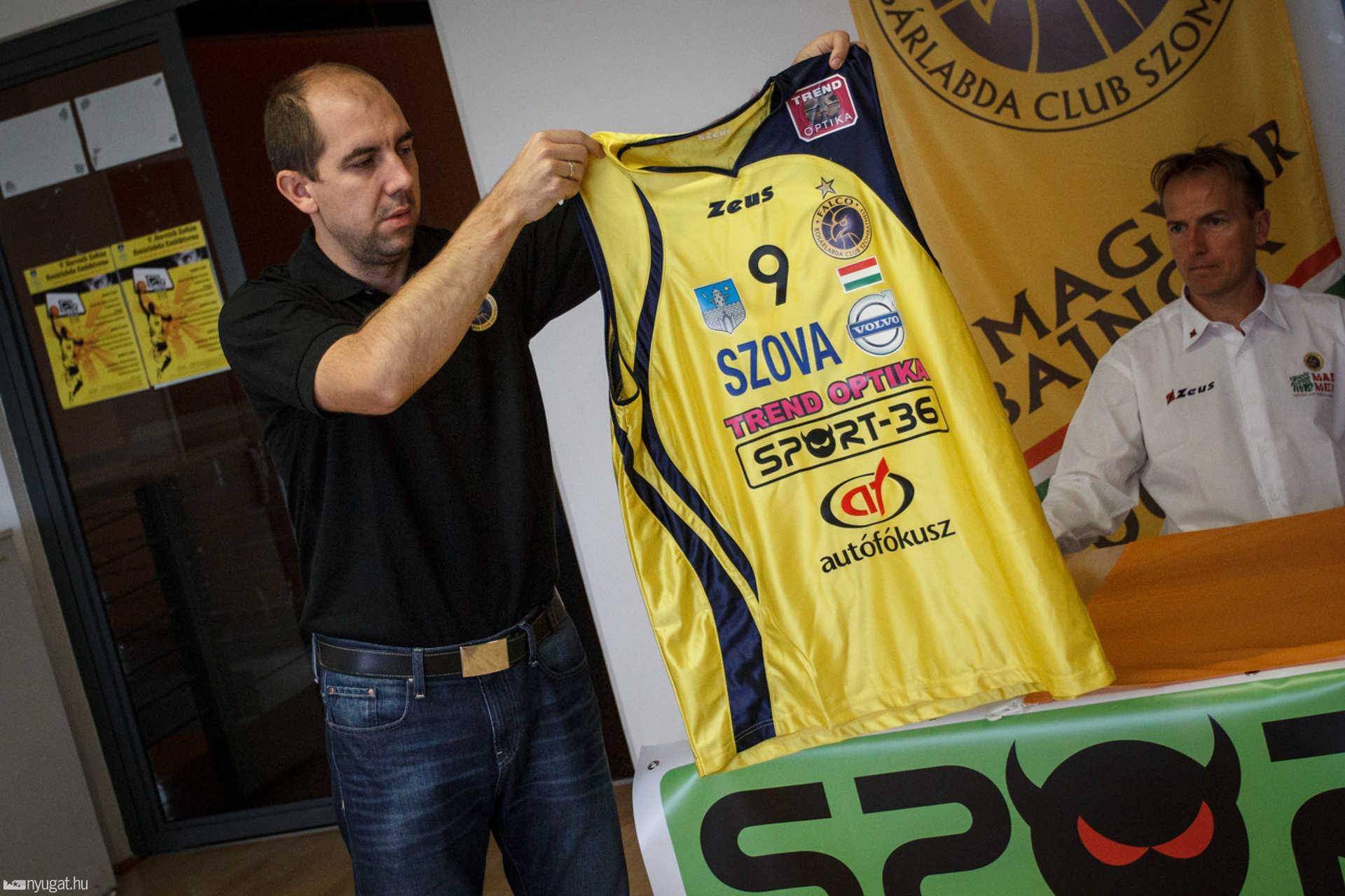 Új sportszergyártó támogatja a Falcót