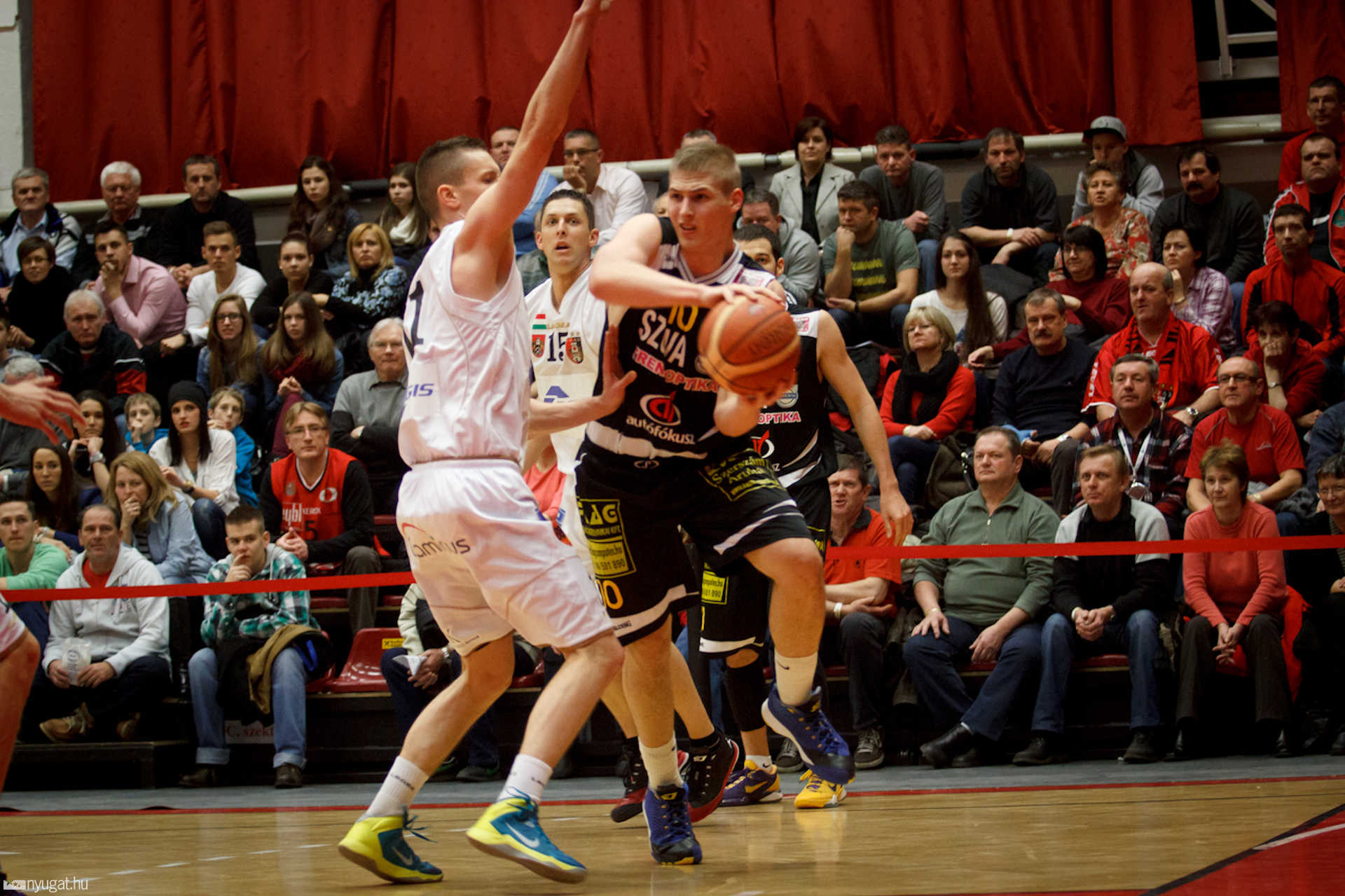 Egis Körmend - Falco-Trend Optika KC Szombathely